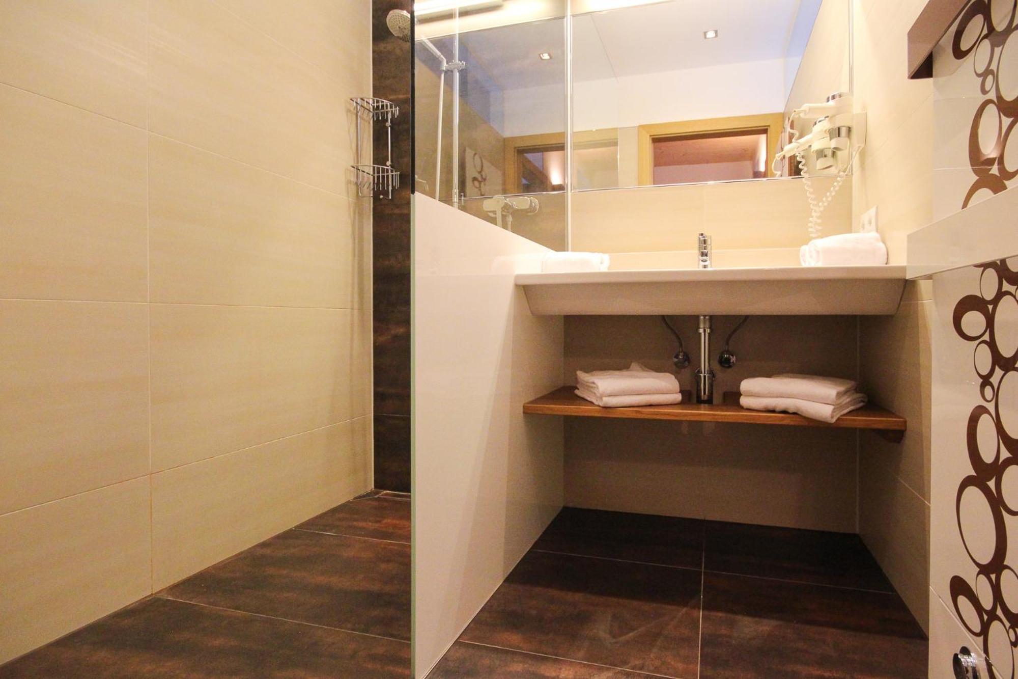 Appartements Waluliso By Schladming-Appartements Rum bild